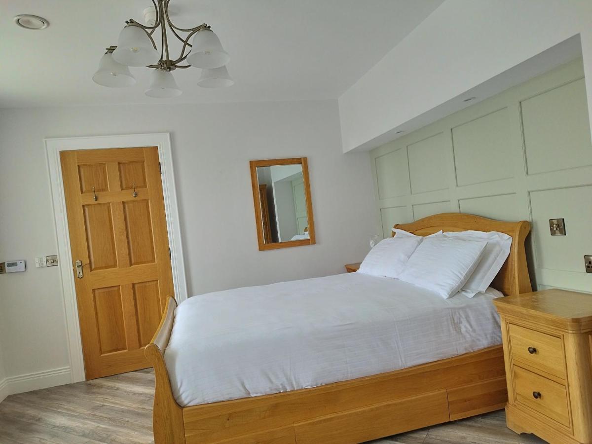 Hotel Biddy Ban'S à Carnmalin Extérieur photo