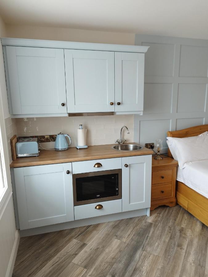Hotel Biddy Ban'S à Carnmalin Extérieur photo